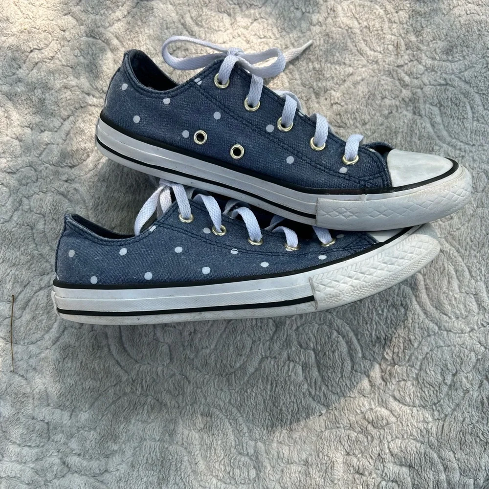 Converse cute decent